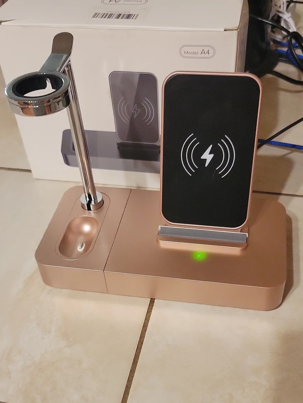 iPhone iPod iWatch Rose Gold Wireless 3 In 1 Charging Stand Power Bank